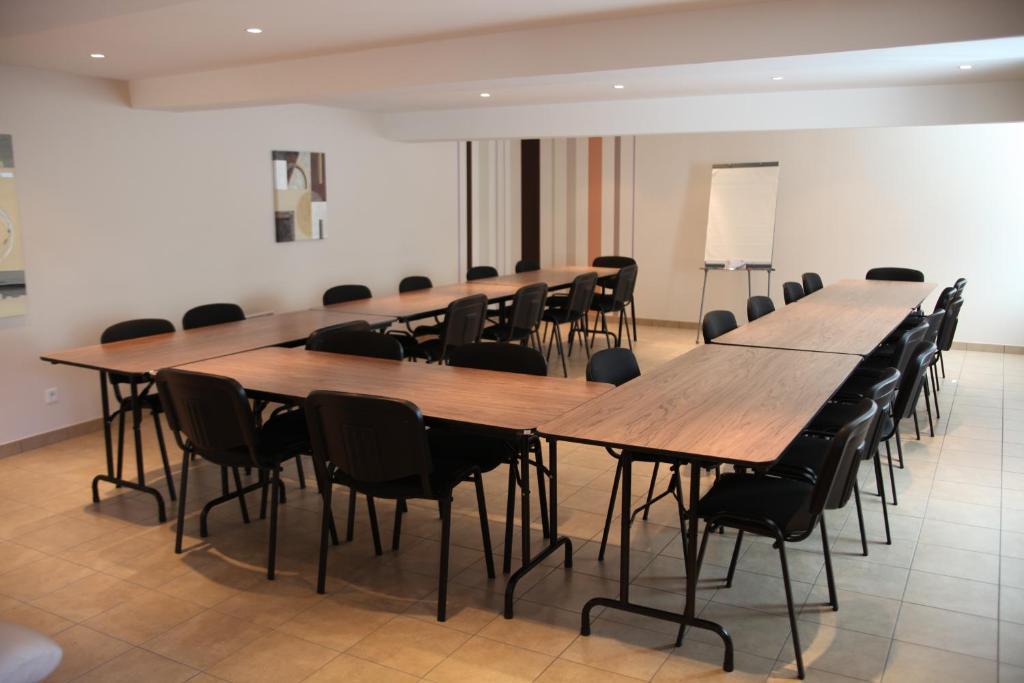 O2 Saone Hotel Reyrieux Exterior photo
